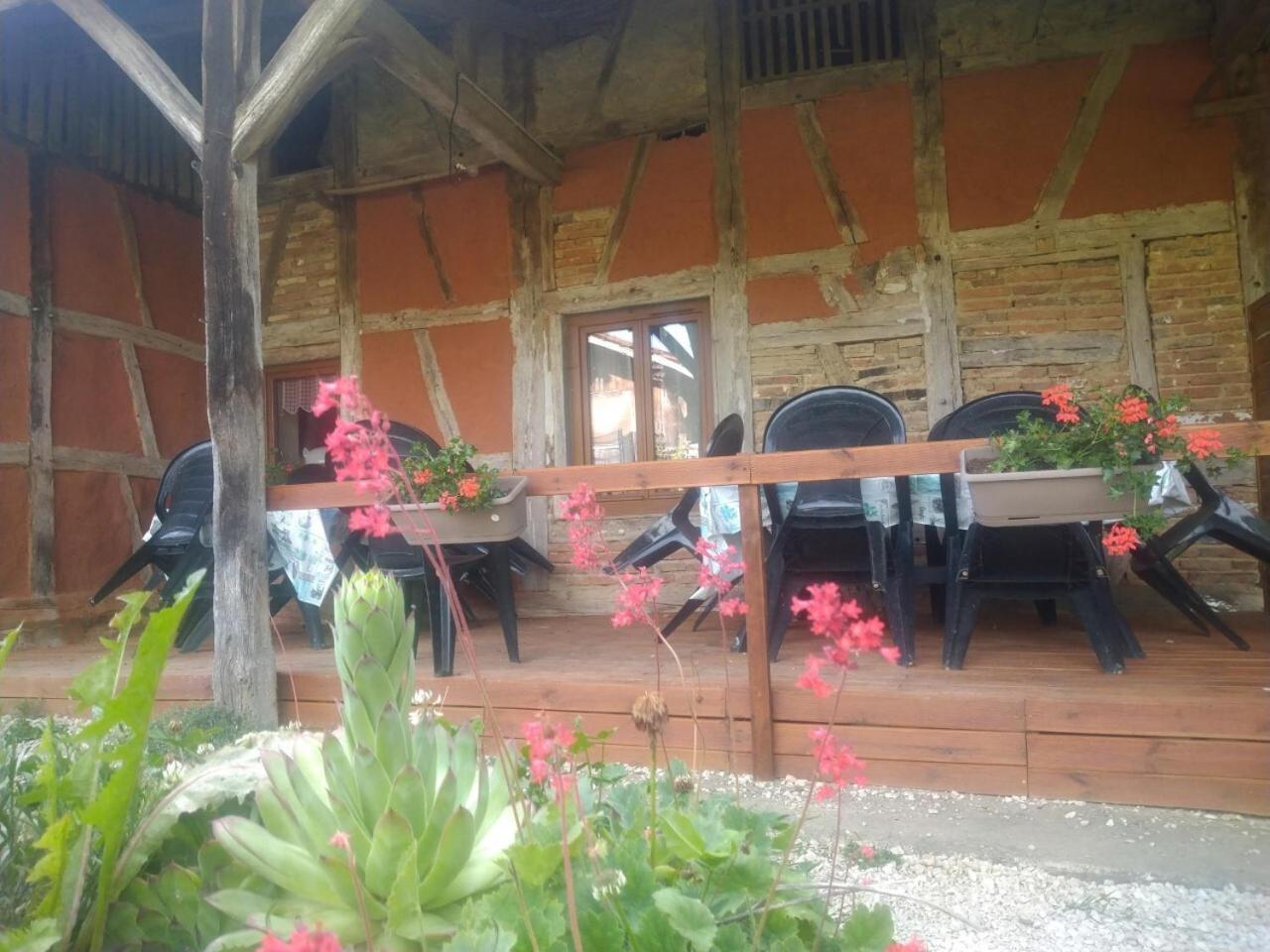 A La Poularde B&B Curciat-Dongalon Exterior photo